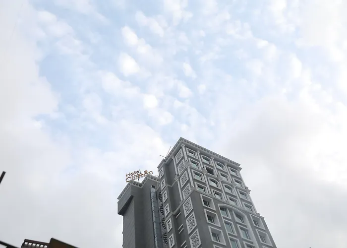 Hotel Cliffton Mumbai