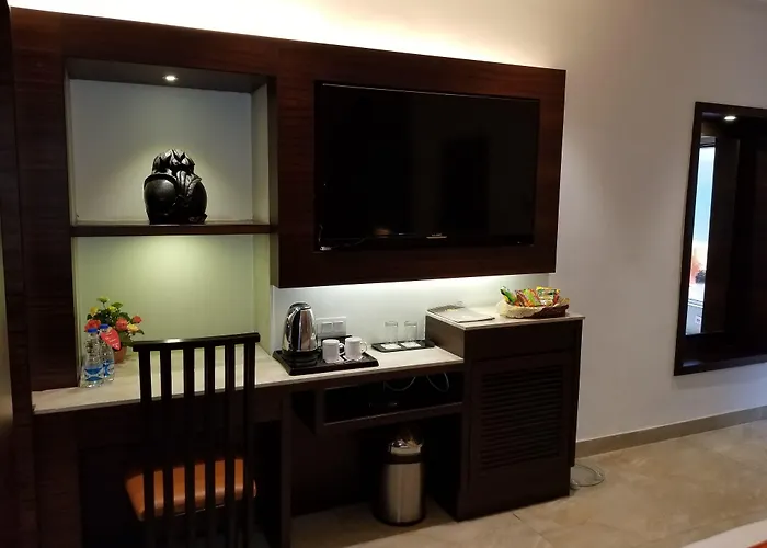 The Samilton Hotel Kolkata