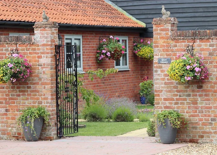 Grove Barn Bed And Breakfast Harleston