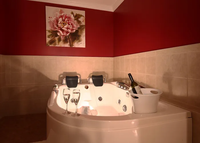 Grenfell Heritage Hotel & Suites Saint Anthony
