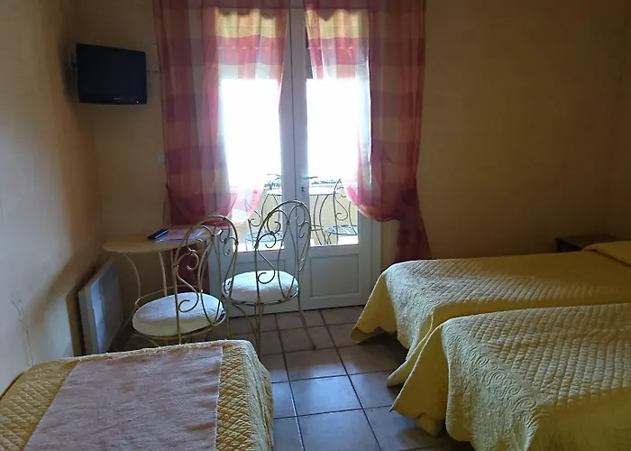 Hotel Les Cavalets Bauduen