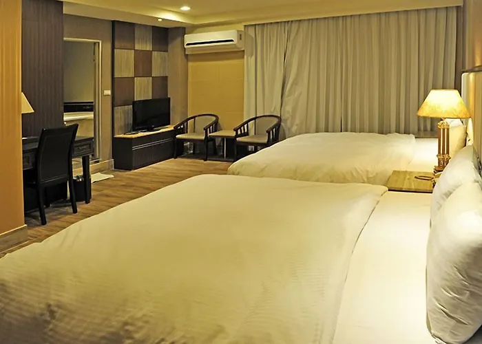 Maple Hotel Second Branch Tainan