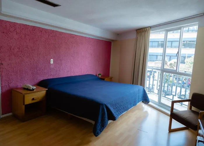 Hotel Zacatecas Courts