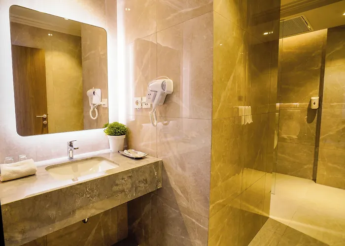 Deka Hotel Surabaya Hr Muhammad