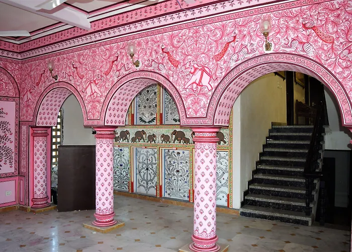 Bloom Boutique L Lake Pichola Udaipur