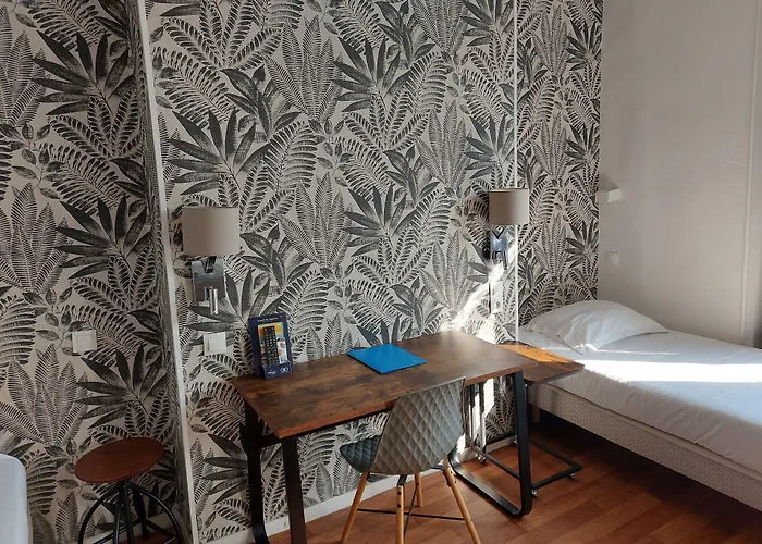 Le Royalty Hotel Angers