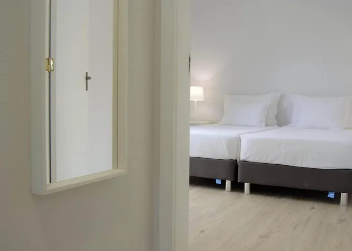Apartamentos Turísticos Vitoria by Petit Hotels Funchal 
