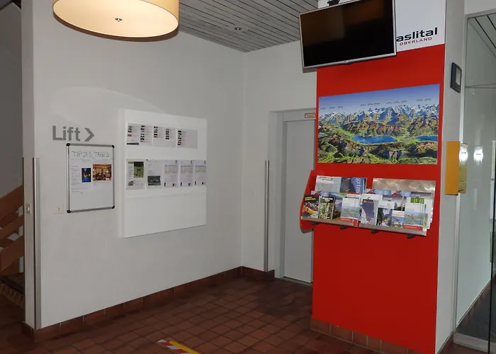 Hotel Sherlock Holmes "Nur 200 M Zur Gondelbahn Hasliberg" Meiringen