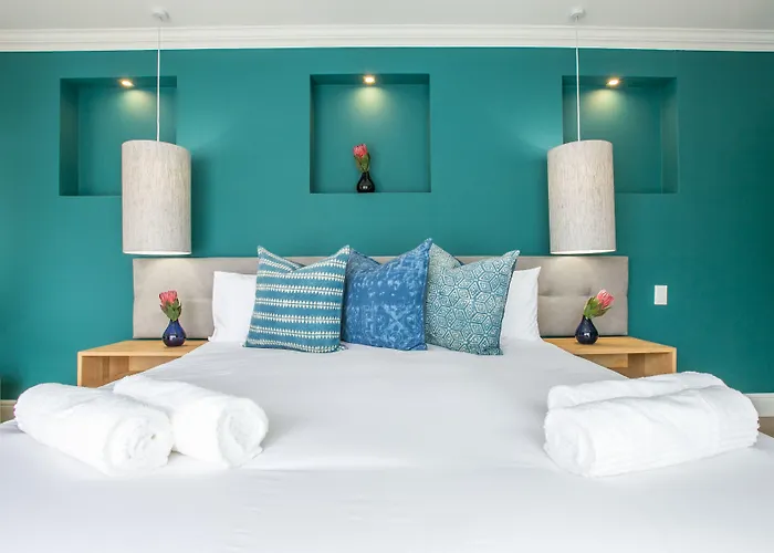 Hout & About Guest House Hout Bay
