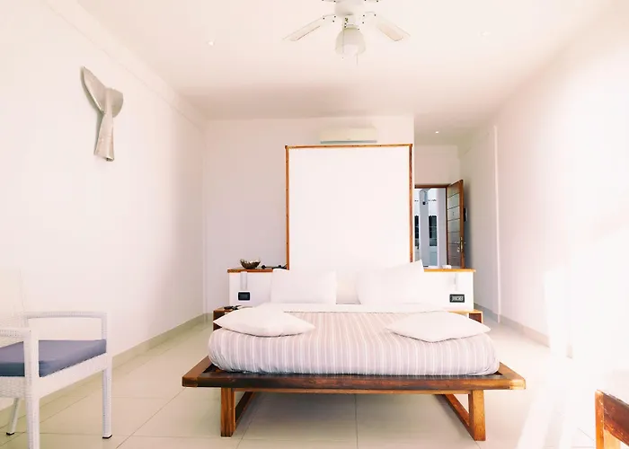 Etoile Blanche Bed & Breakfast Nosy Be
