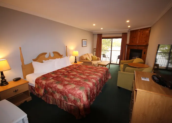 Glen House Resort Lansdowne
