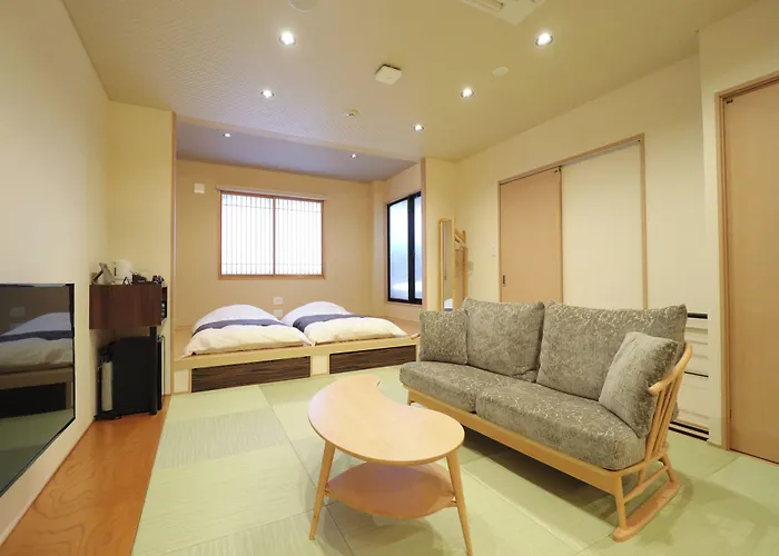 Dogo Onsen Yachiyo 道後温泉八千代 Hotel Matsuyama 