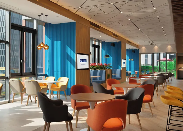 Holiday Inn Express Shanghai Huijin By Ihg