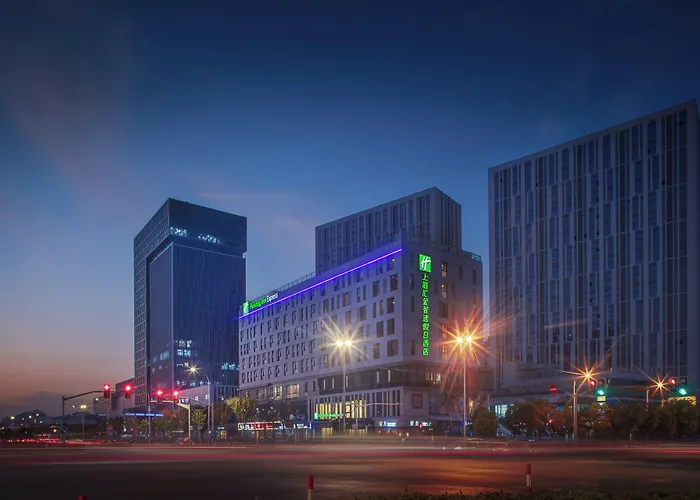 Holiday Inn Express Shanghai Huijin By Ihg