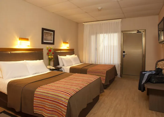 Hotel Land Express Neuquén