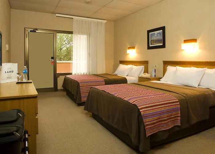 Hotel Land Express Neuquén