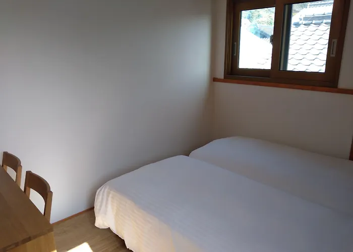 Quaint House Naoshima Hotel
