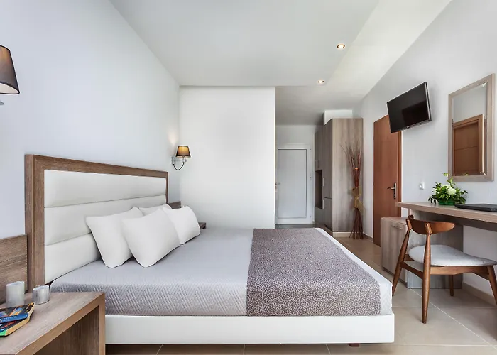 Iris Hotel Siviri