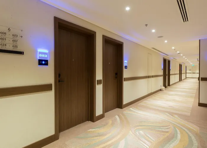 Comfort Hotel Jeddah King Road