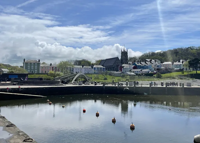 Harbourmaster Hotel Aberaeron