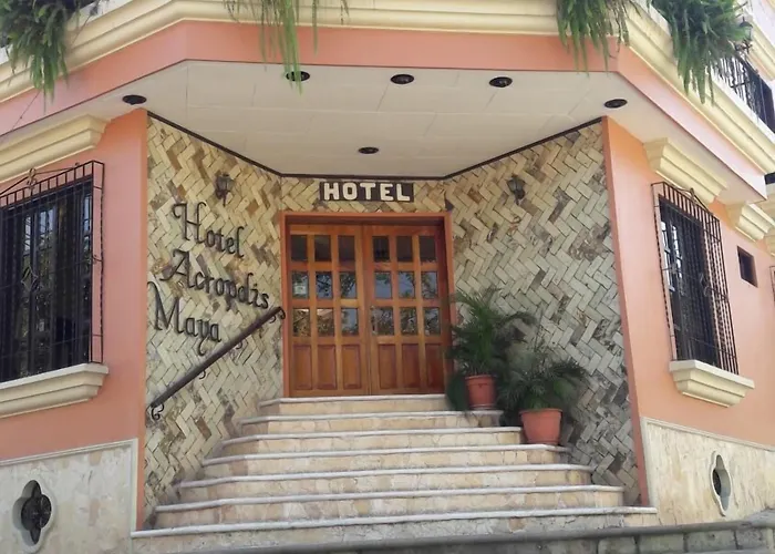 Hotel Acropolis Maya Copan