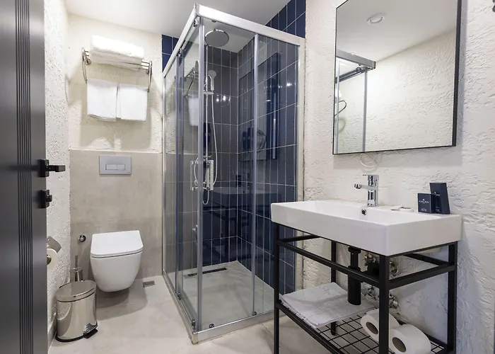 Comfy Otel Antalya Lara