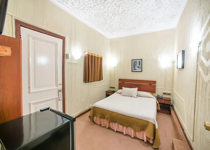 Hotel Sahara Inn Santiago