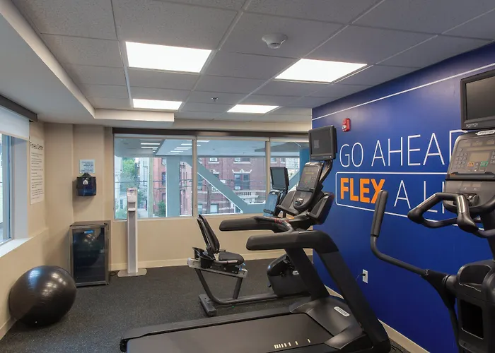 Holiday Inn Express - New Rochelle By Ihg