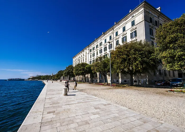 Riva Palace - Design Rooms Zadar