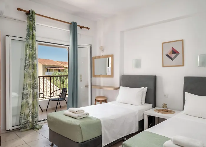 Dora Pool Studios By Konnect,150M From The Beach Agios Georgios 