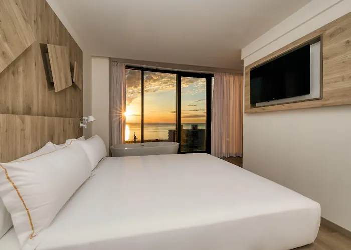 Senator Gandia Hotel
