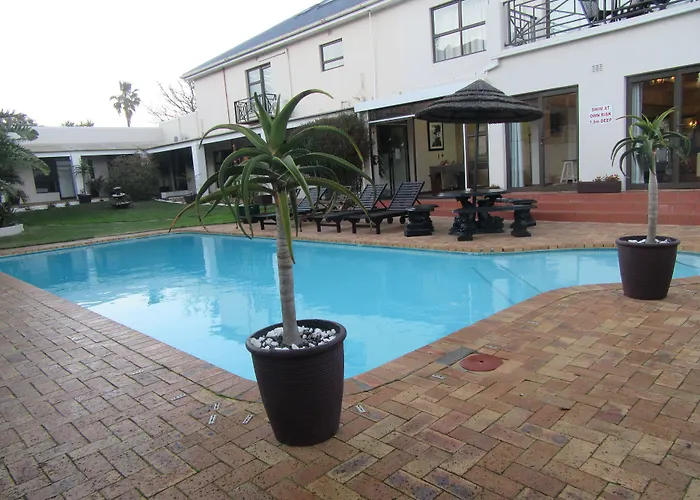 Woodbridge Lodge Cape Town