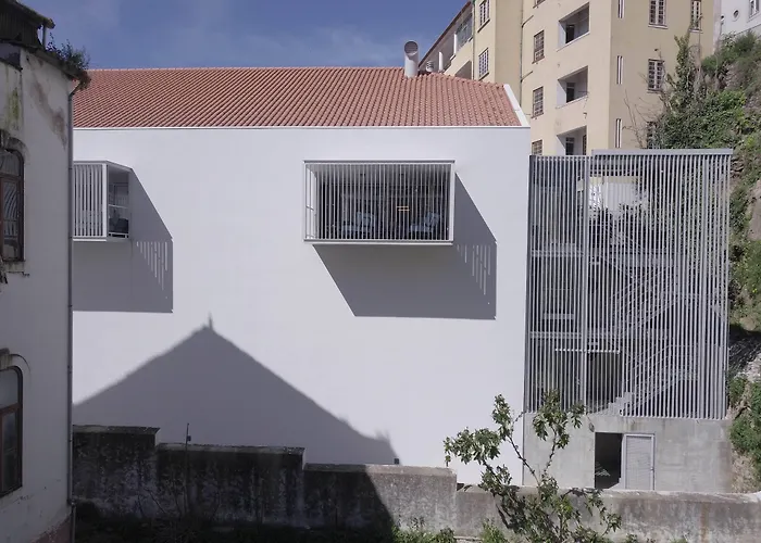 Zero Box Lodge Coímbra