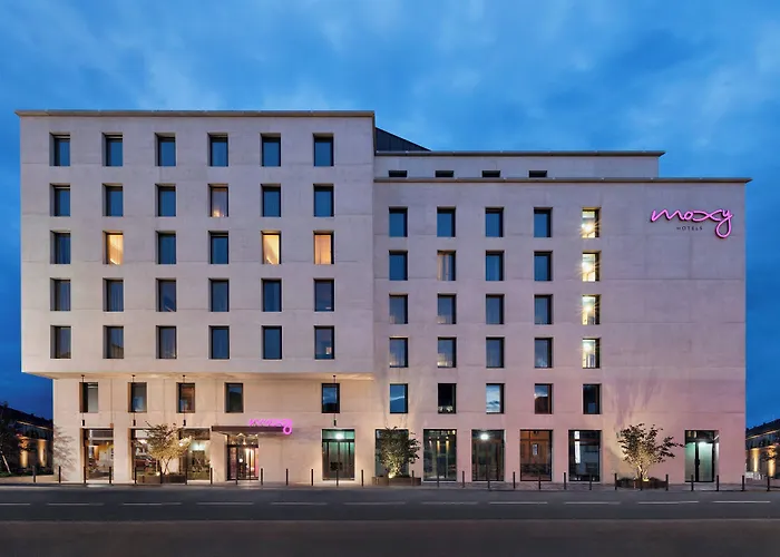 Moxy Rapperswil Hotel
