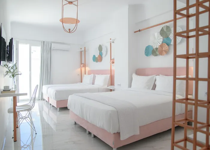 Nama Hotel Tinos