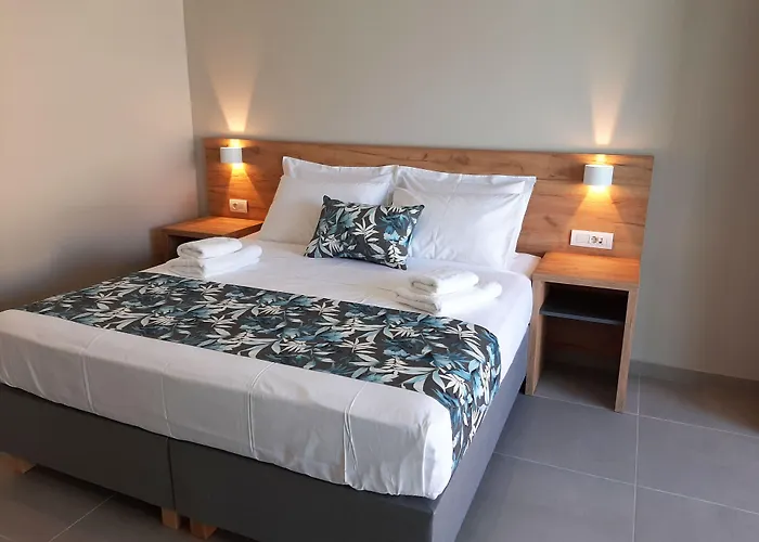 Sarpidon Suites Agia Marina