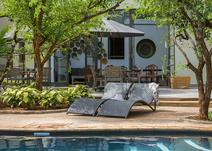 528 Victoria Falls Guest House