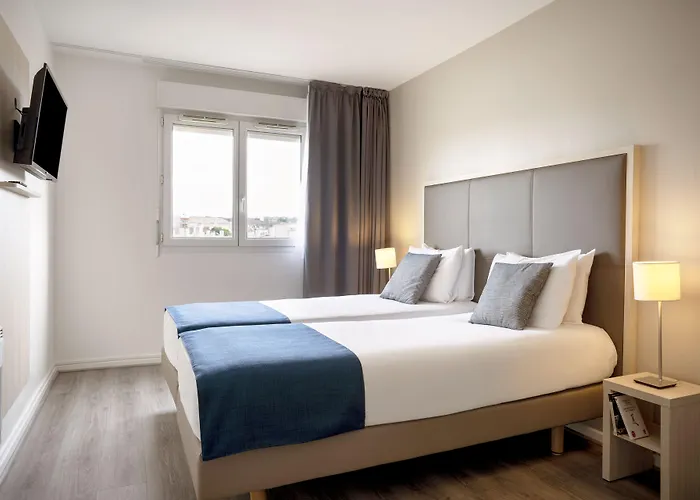 Sejours & Affaires Paris Vincennes Aparthotel