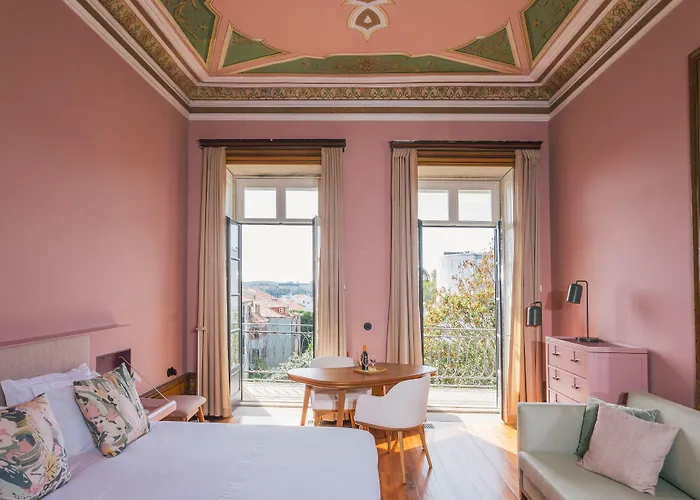 Menina Colina Guesthouse OOporto