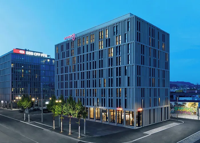 Moxy Bern Expo Hotel