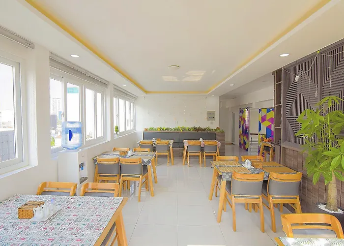 Hera Hotel Airport Ho Chi Minh City