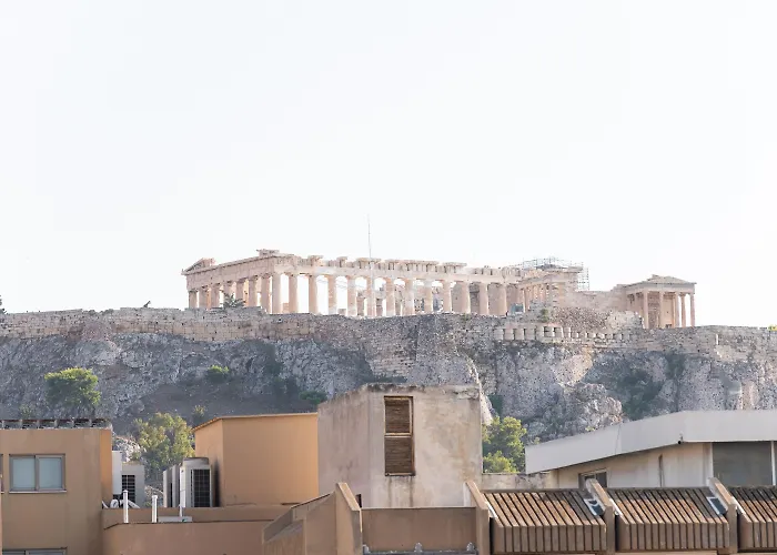 Enattica Suites Athens
