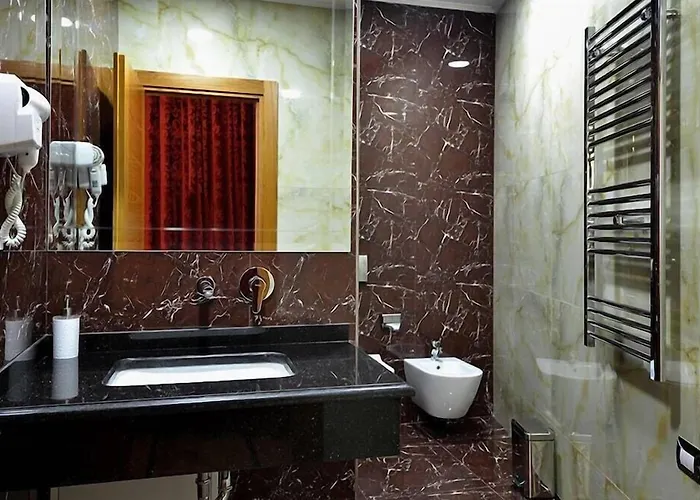 Hotel Austria Tirana