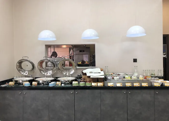 Time Express Hotel Al Khan Sharjah