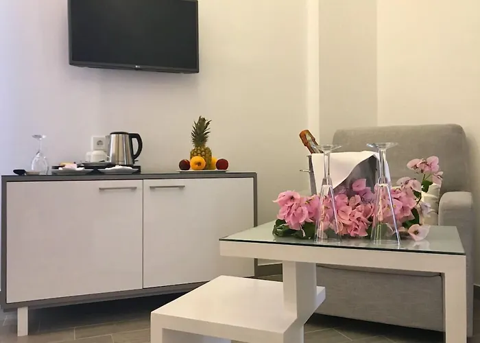Bruskos Hotel & Suites Agios Georgios 