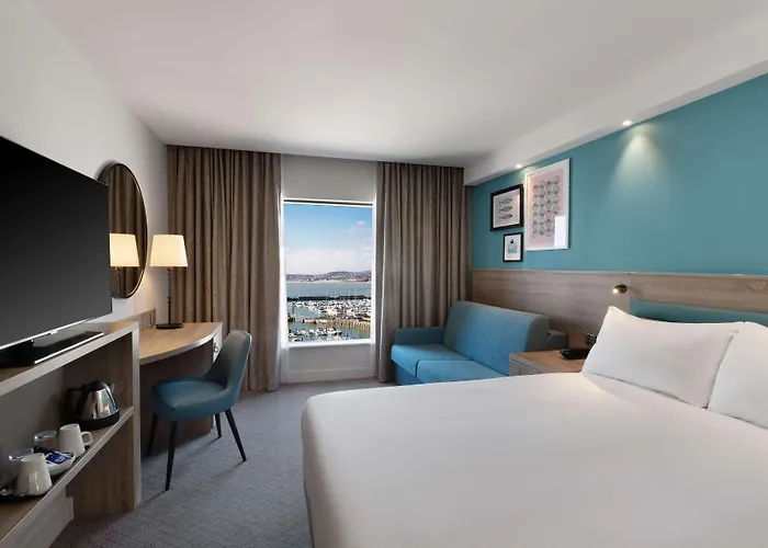 Hampton By Hilton Torquay Hotel