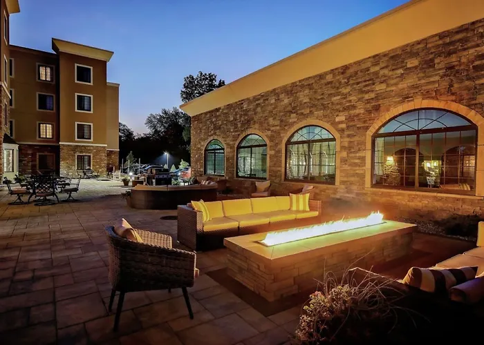 Staybridge Suites Southgate - Detroit Area