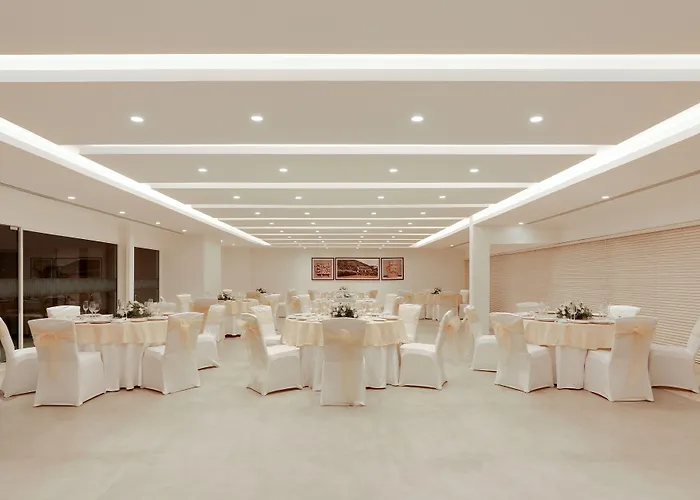 Lemon Tree Premier, Vijayawada Hotel