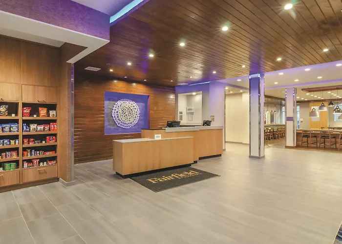Fairfield Inn & Suites By Marriott Kansas City Shawnee