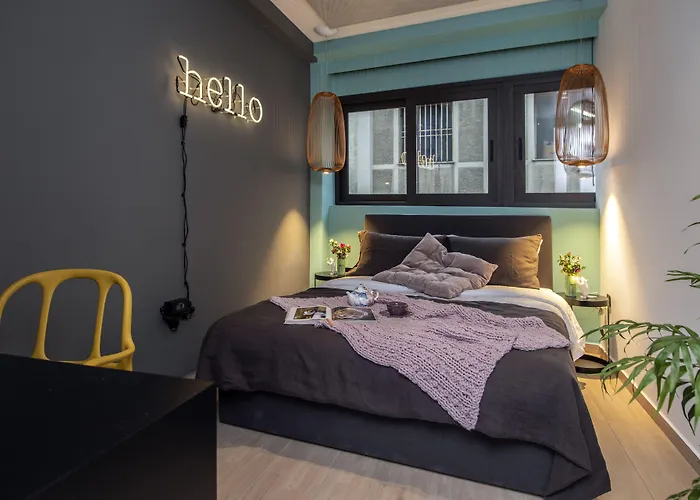14 Reasons Why Hotel Atenas